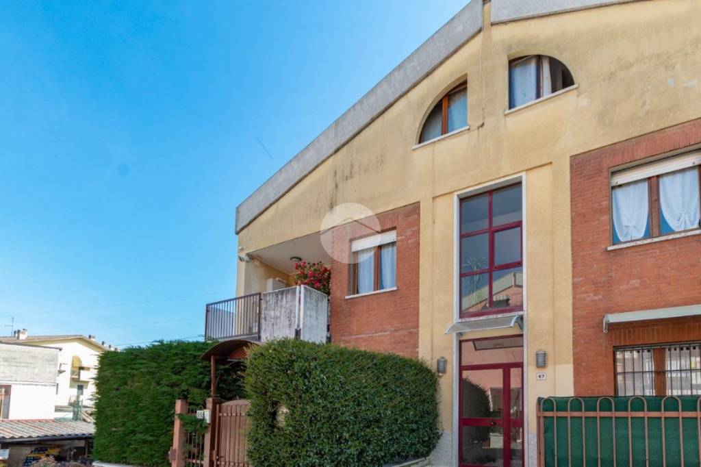 appartamento in vendita a Bussolengo