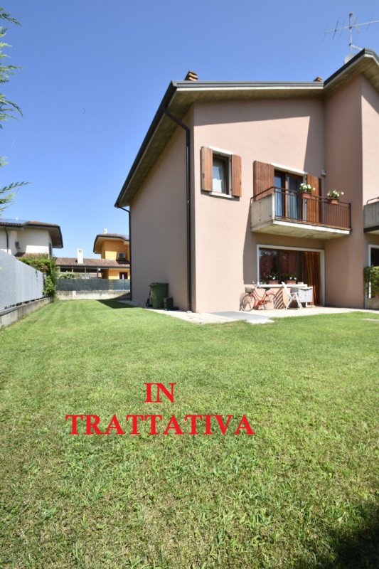 casa indipendente in vendita a Bussolengo in zona San Vito