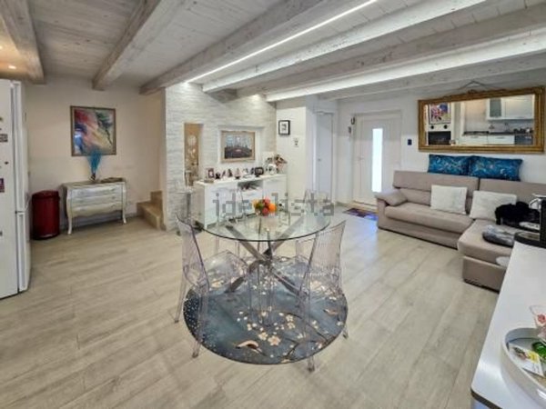 casa indipendente in vendita a Bussolengo in zona San Vito