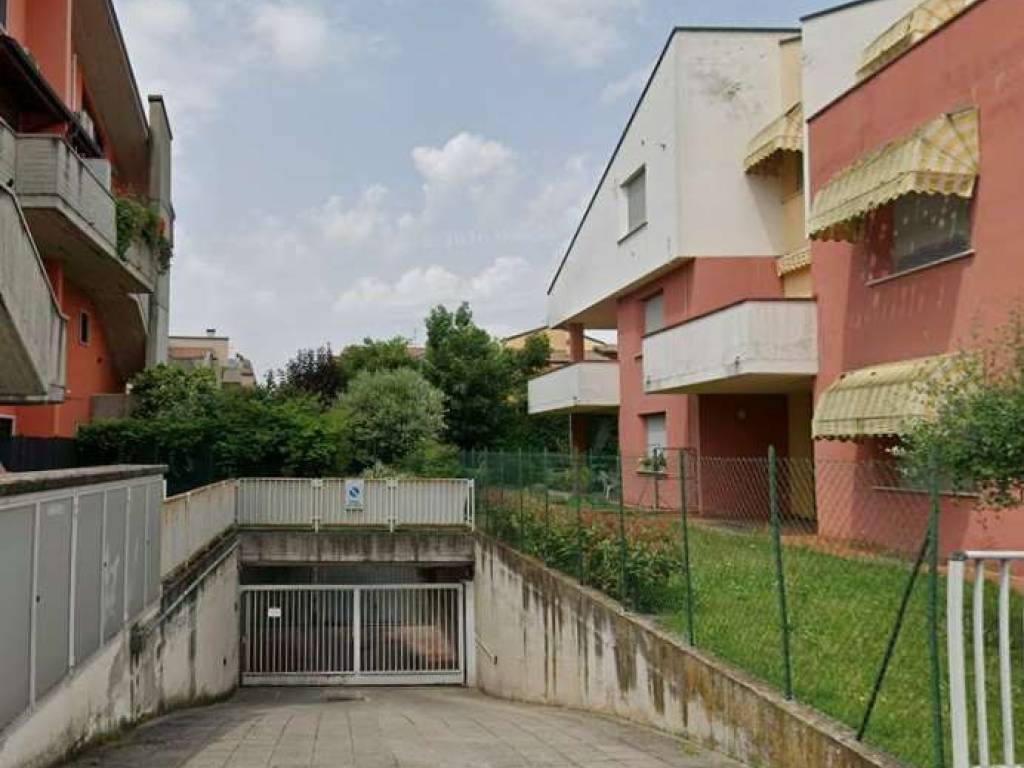 locale di sgombero in vendita a Bussolengo