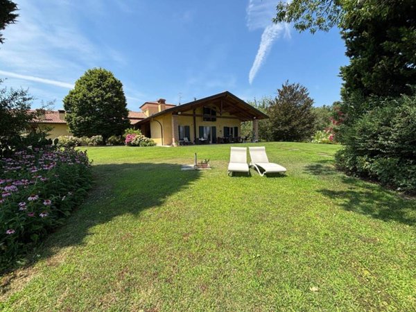 casa indipendente in vendita a Bussolengo