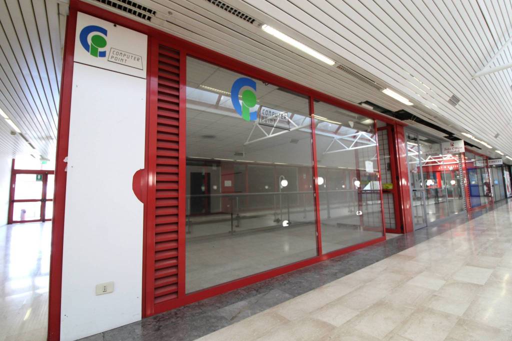 negozio in vendita a Bussolengo in zona San Vito