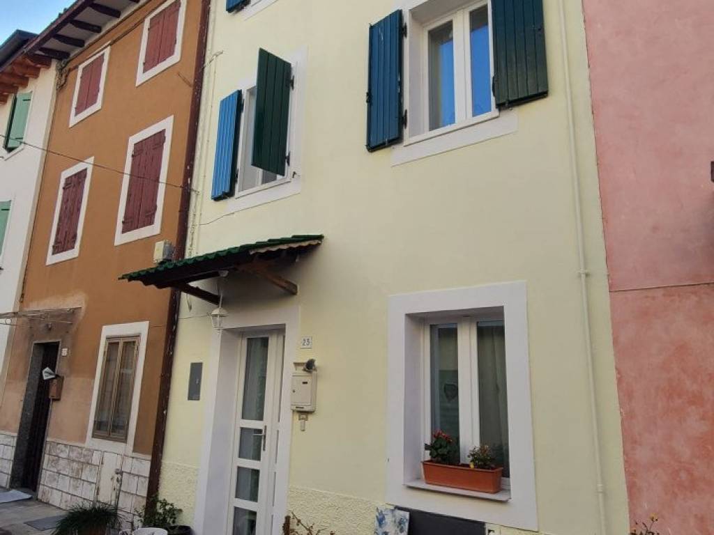 casa indipendente in vendita a Bussolengo in zona San Vito