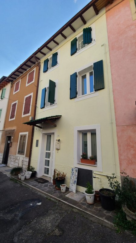 casa indipendente in vendita a Bussolengo in zona San Vito