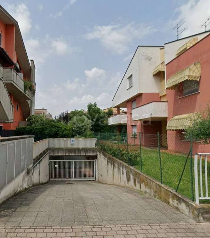 locale di sgombero in vendita a Bussolengo