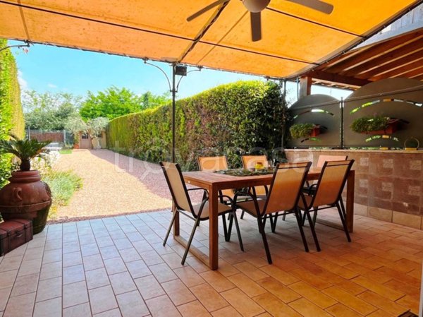 casa indipendente in vendita a Bussolengo in zona San Vito