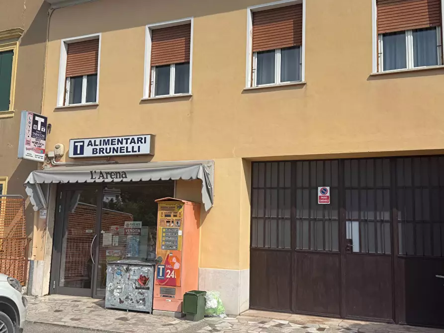 locale commerciale in vendita a Bussolengo in zona San Vito