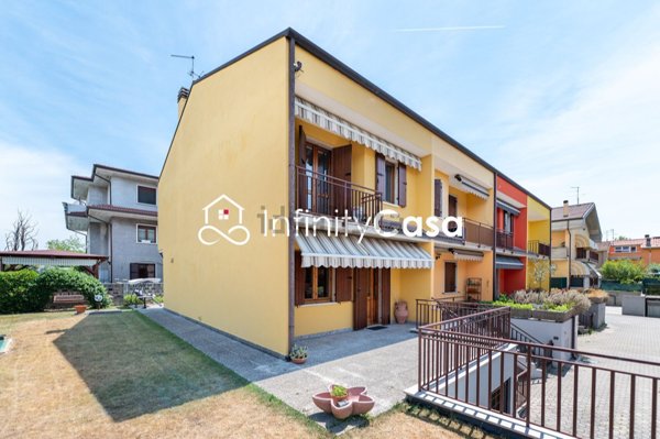 casa indipendente in vendita a Bussolengo in zona San Vito