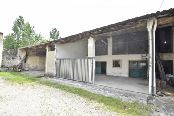 casa indipendente in vendita a Bussolengo