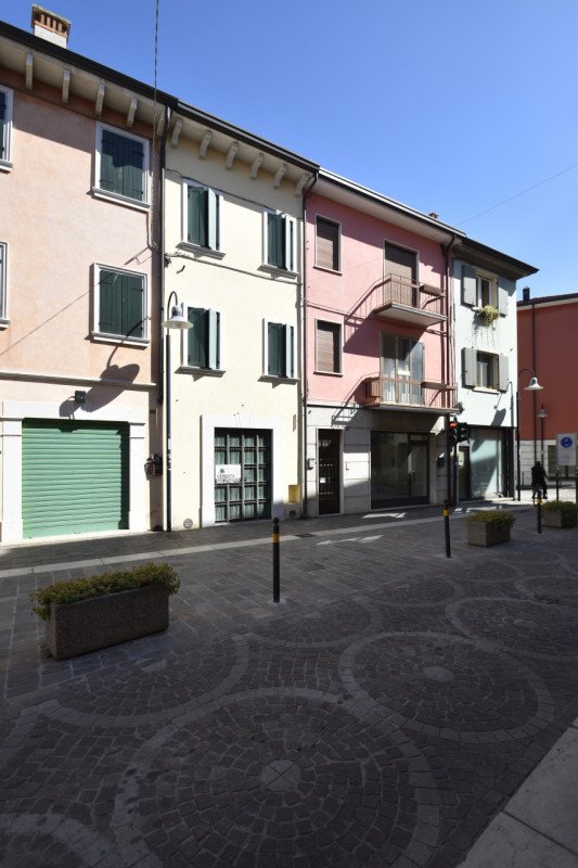 casa indipendente in vendita a Bussolengo in zona San Vito
