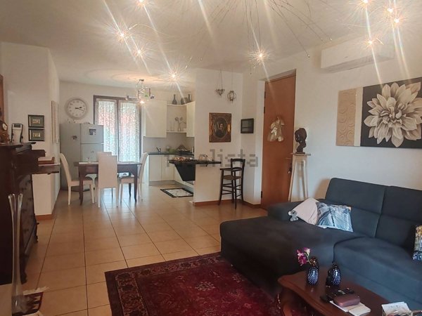 appartamento in vendita a Buttapietra in zona Marchesino
