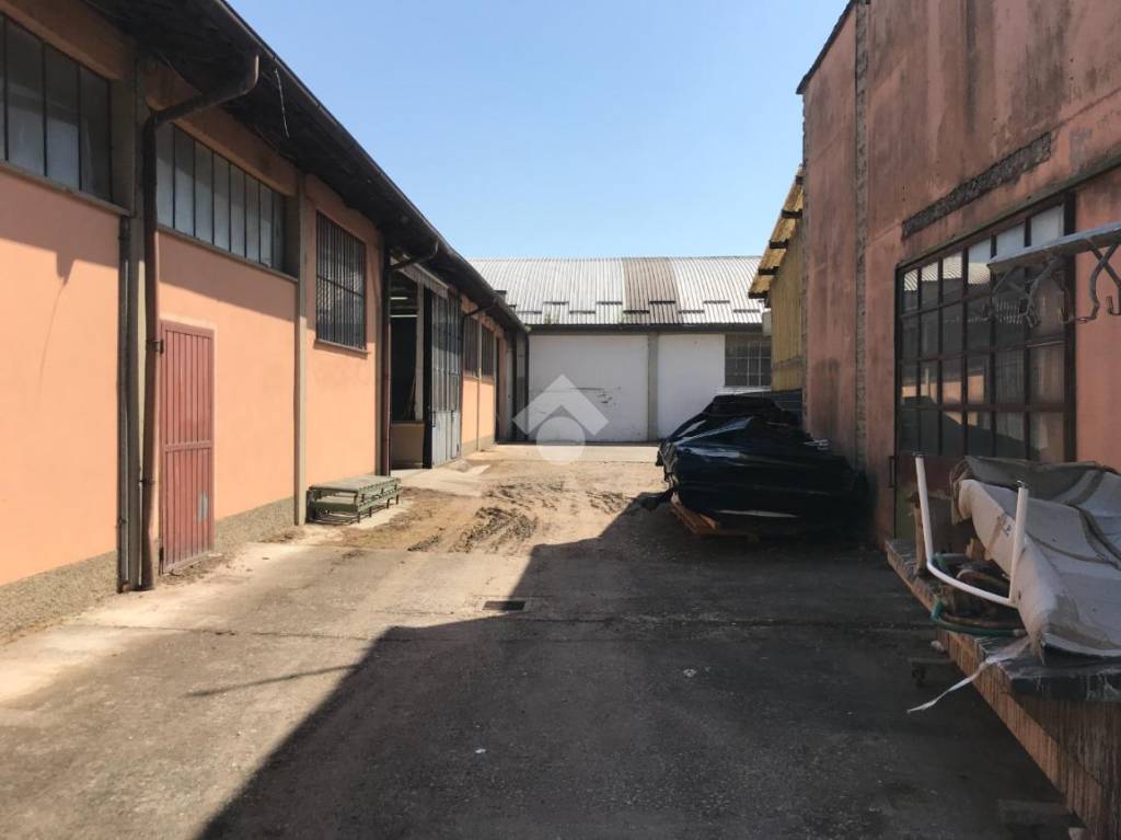 terreno edificabile in vendita a Buttapietra