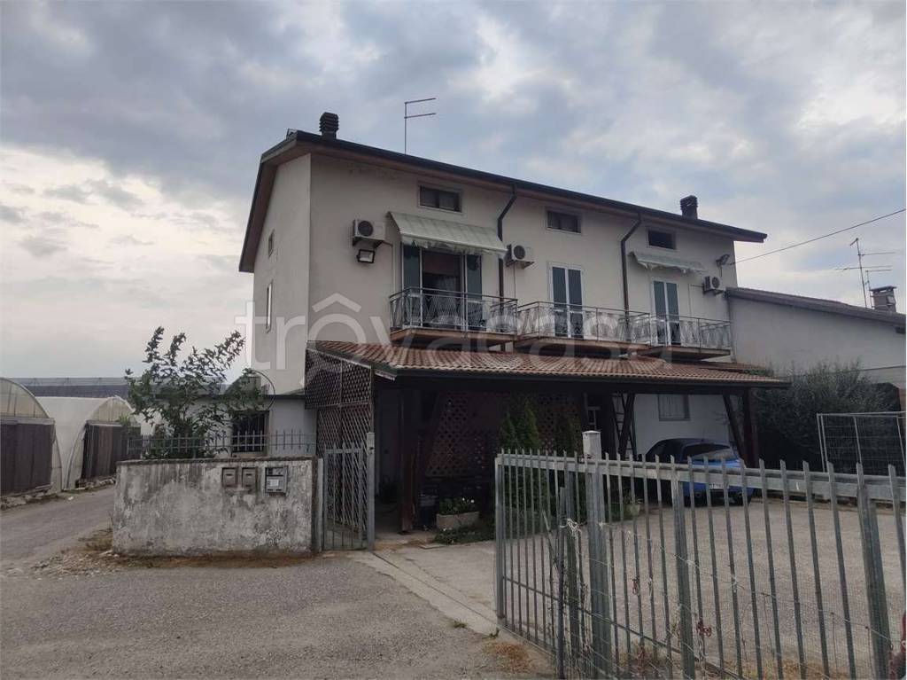 appartamento in vendita a Buttapietra