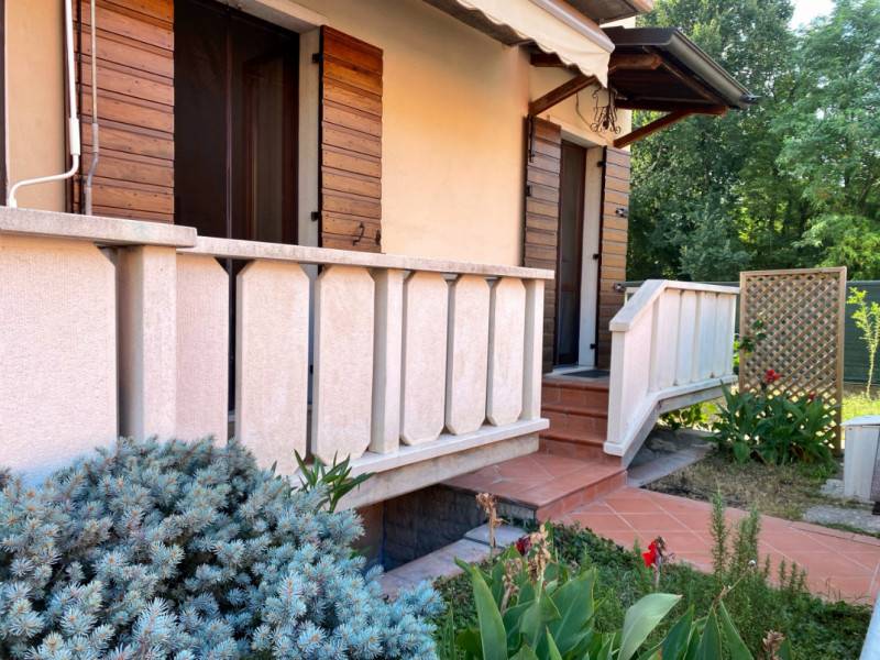 casa indipendente in vendita a Buttapietra