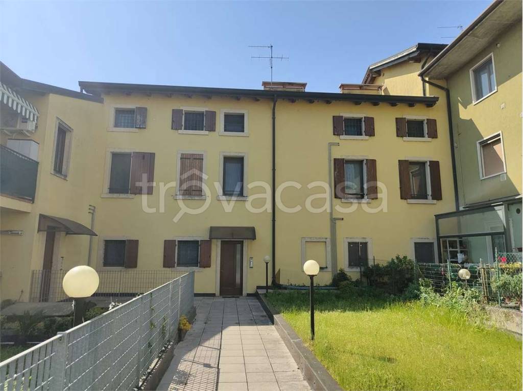 appartamento in vendita a Buttapietra