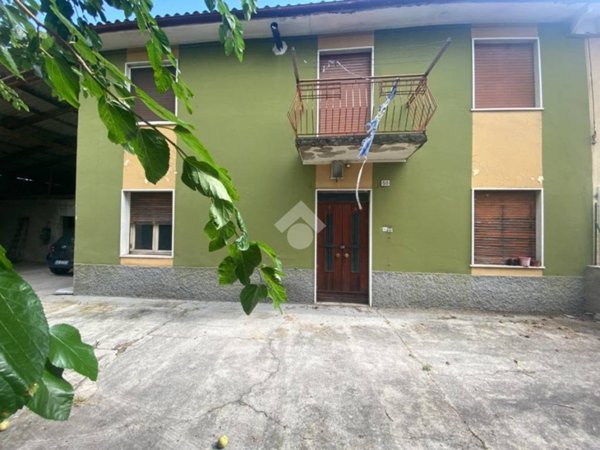 casa indipendente in vendita a Buttapietra