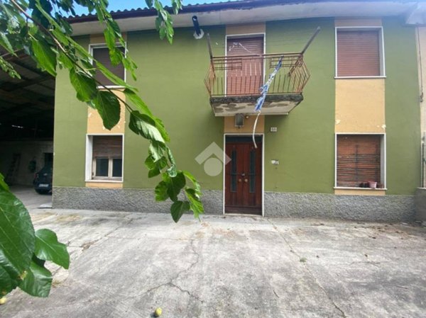 casa indipendente in vendita a Buttapietra