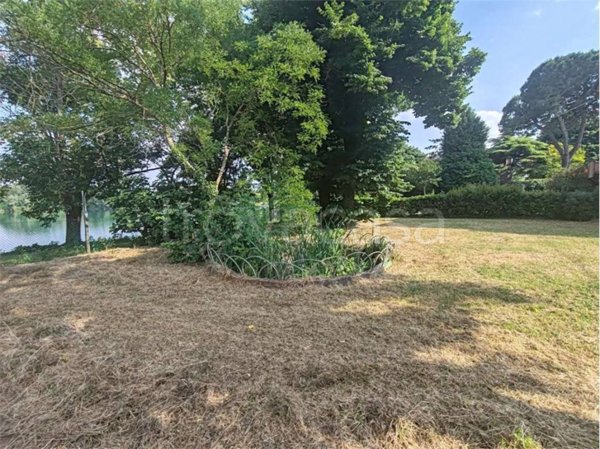 casa indipendente in vendita a Buttapietra in zona Marchesino