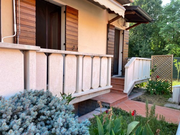 casa indipendente in vendita a Buttapietra