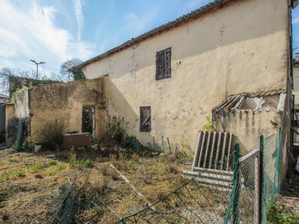 casa indipendente in vendita a Buttapietra