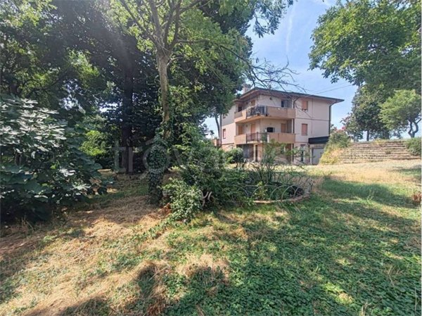 casa indipendente in vendita a Buttapietra in zona Marchesino