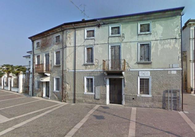 negozio in vendita a Buttapietra