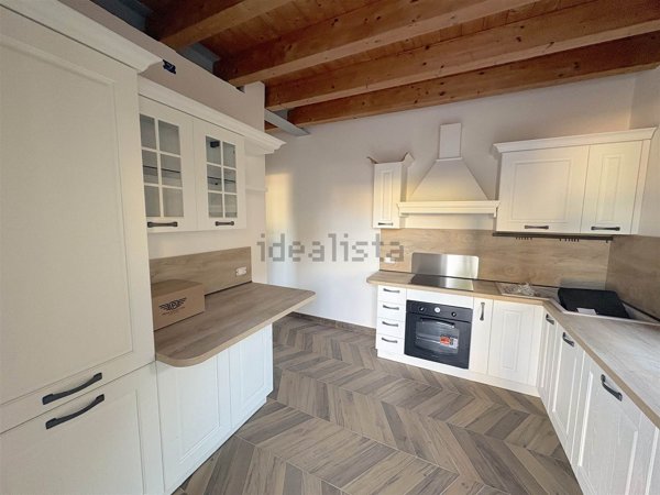 casa indipendente in vendita a Buttapietra in zona Marchesino