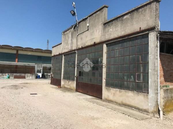 terreno edificabile in vendita a Buttapietra