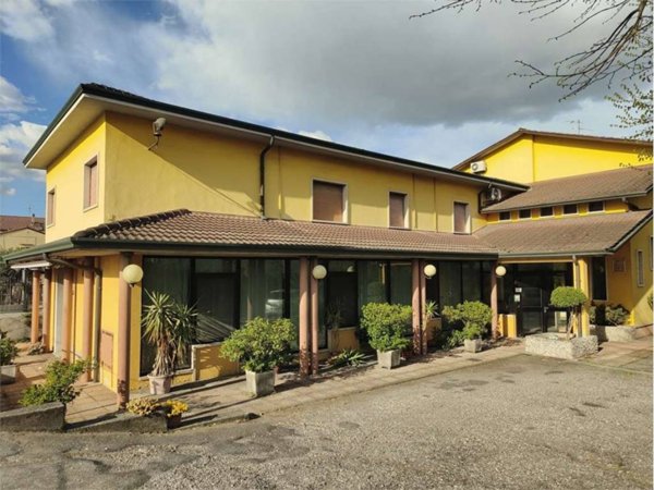 intera palazzina in vendita a Buttapietra