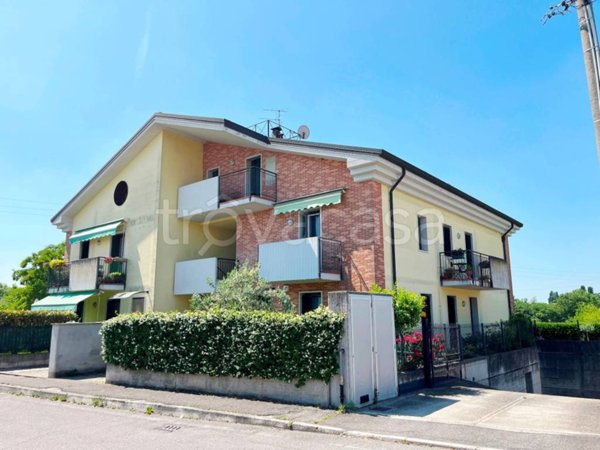 appartamento in vendita a Buttapietra in zona Marchesino