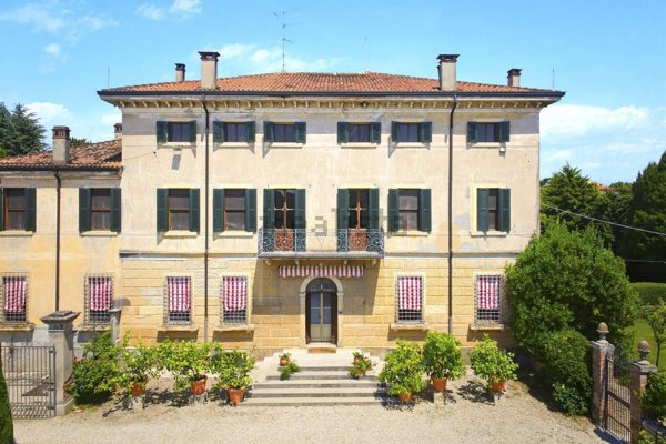 casa indipendente in vendita a Buttapietra in zona Marchesino