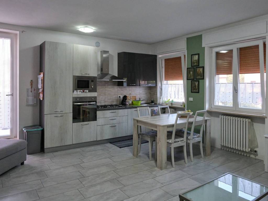 casa indipendente in vendita a Buttapietra in zona Bovo
