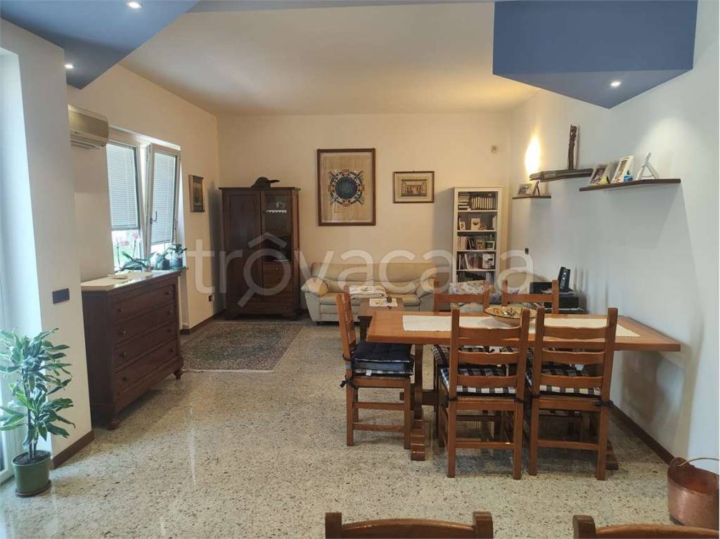 casa indipendente in vendita a Buttapietra in zona Marchesino