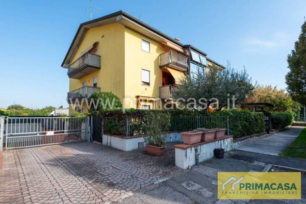 appartamento in vendita a Buttapietra in zona Marchesino