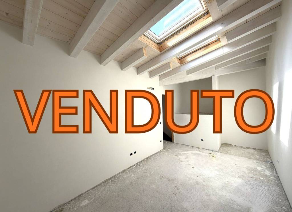 casa indipendente in vendita a Buttapietra in zona Marchesino