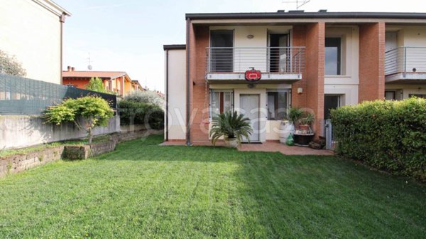 casa indipendente in vendita a Caldiero