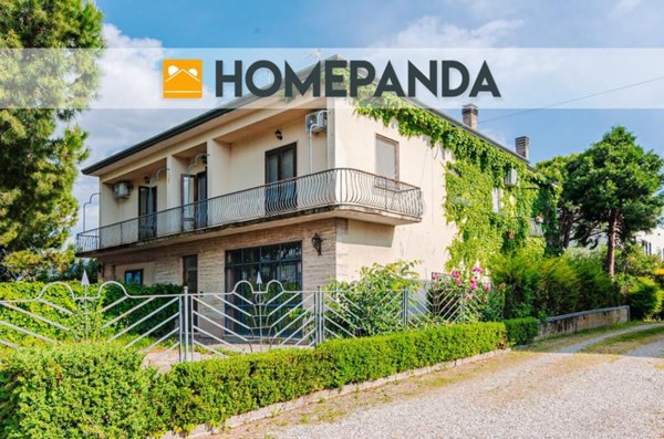 casa indipendente in vendita a Caldiero