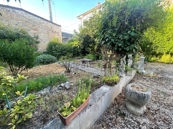 casa indipendente in vendita a Caldiero