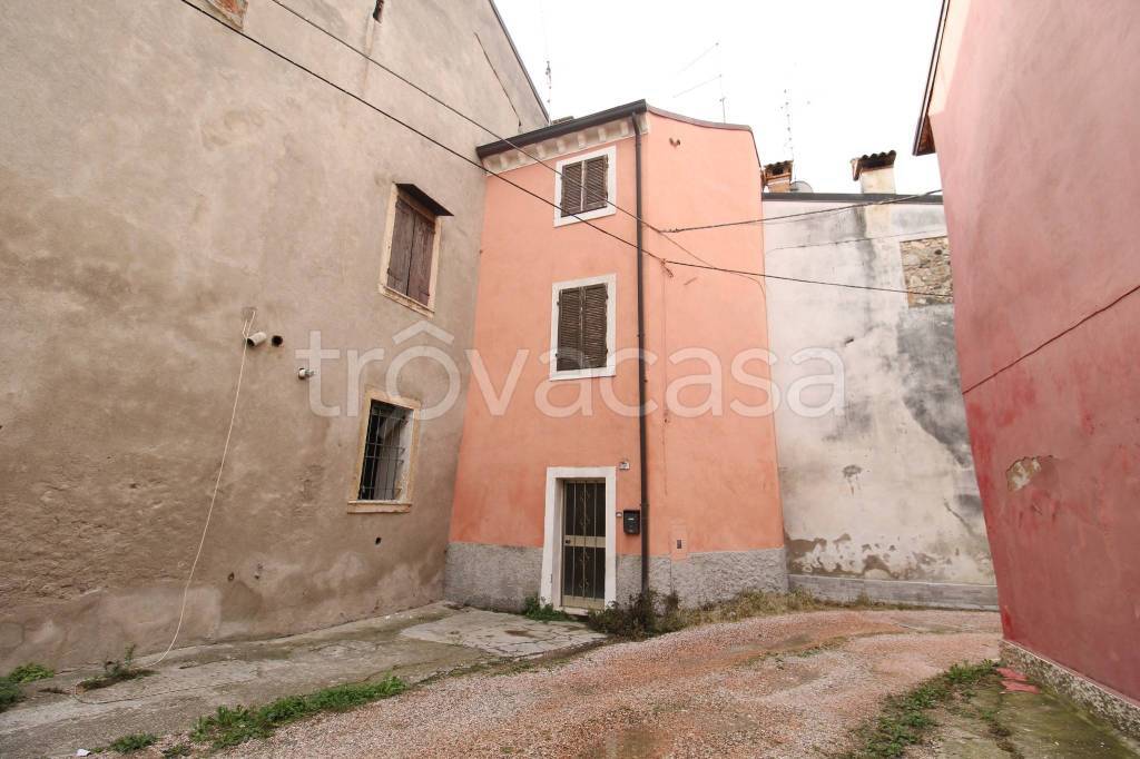 casa indipendente in vendita a Caldiero