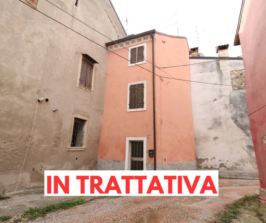 casa indipendente in vendita a Caldiero