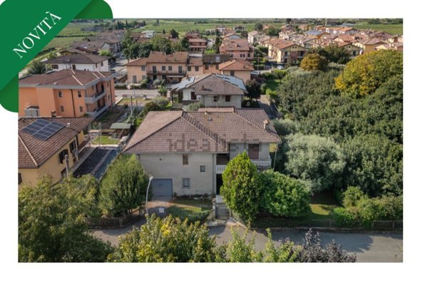 casa indipendente in vendita a Caldiero in zona Caldierino