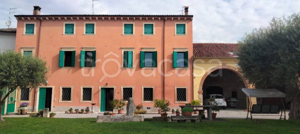 casa indipendente in vendita a Caldiero