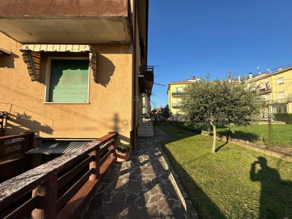 casa indipendente in vendita a Caldiero