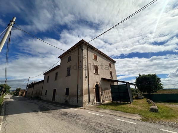 casa indipendente in vendita a Caldiero
