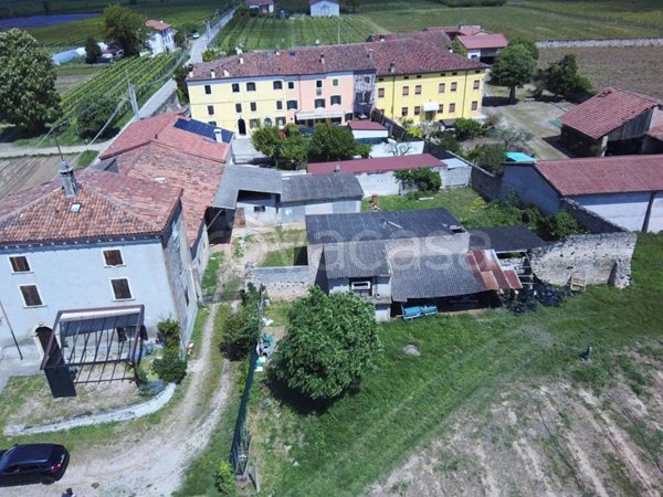 terreno edificabile in vendita a Caldiero