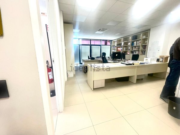 ufficio in vendita a Caldiero