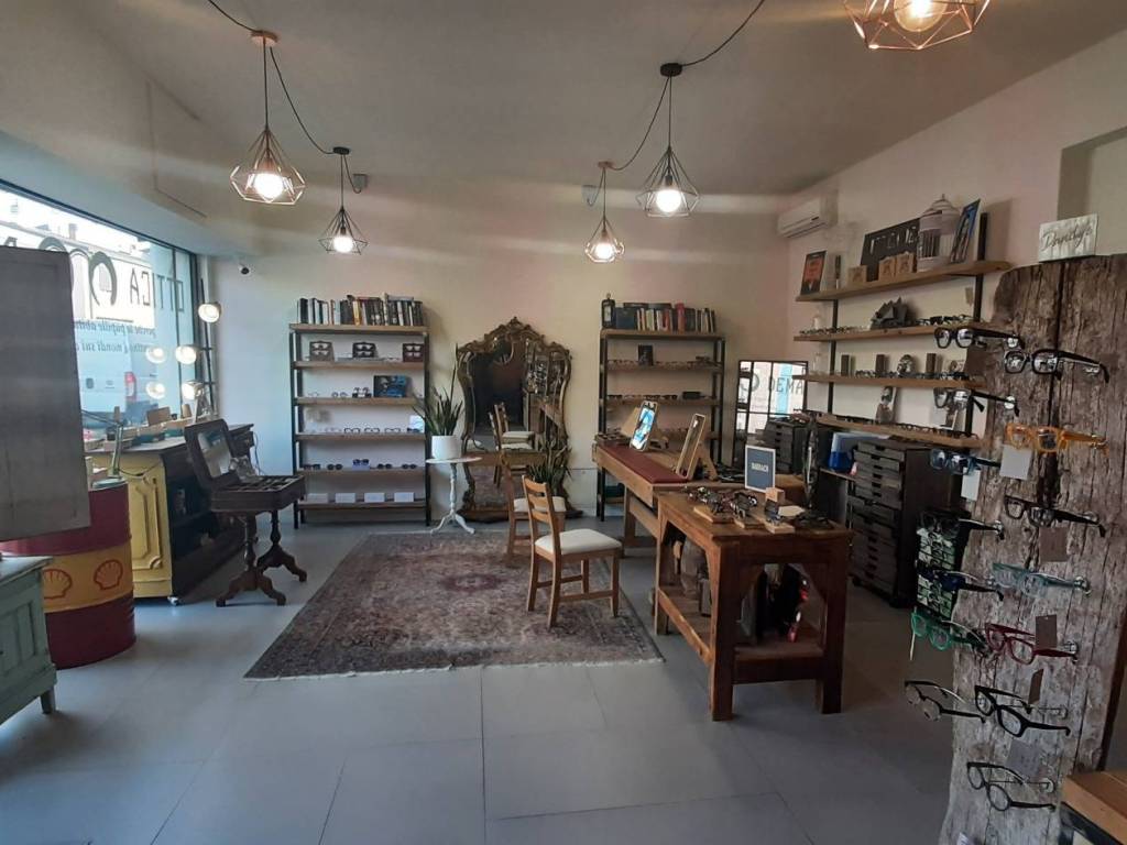 negozio in vendita a Caldiero