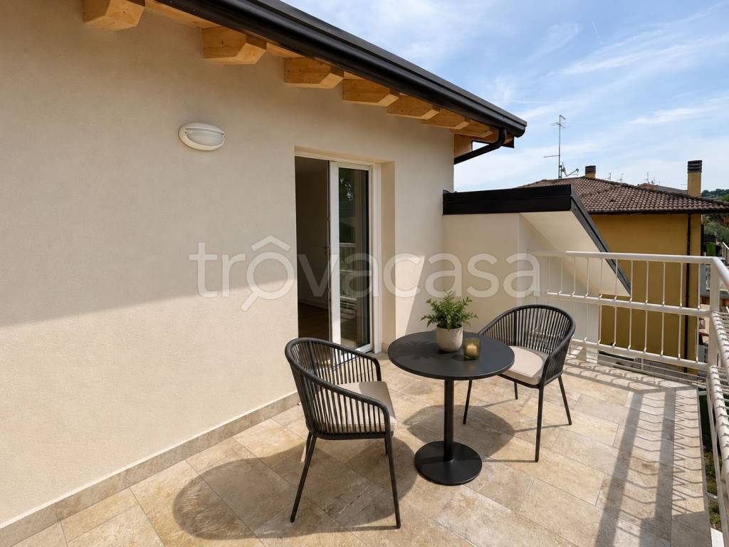 casa indipendente in vendita a Caldiero