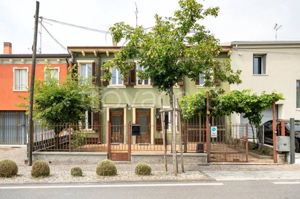 casa indipendente in vendita a Caldiero in zona Caldierino