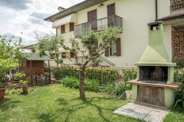 appartamento in vendita a Caldiero in zona Caldierino